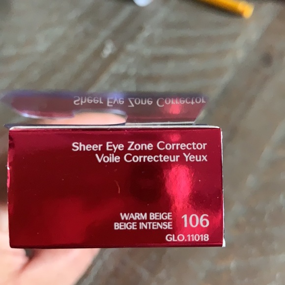Shiseido sheer Eye Zone Corrector , brand new - Picture 4 of 7